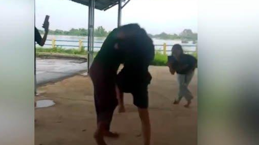 Bupati Kaget Saat Lihat Video Sejumlah Siswi Diduga Berkelahi di Gantung Belitung Timur