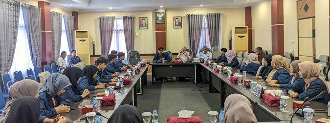 Mahasiswa KKN IAIN SAS Babel dari Desa Kurnia Jaya Kunjungi Kantor DPRD Belitung Timur